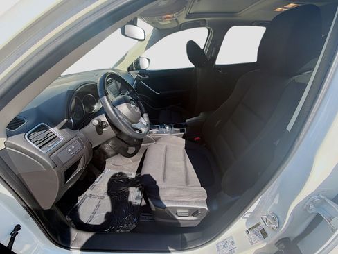 Used 2016 MAZDA CX-5 Touring w/ Touring Technology Package FWD image 17