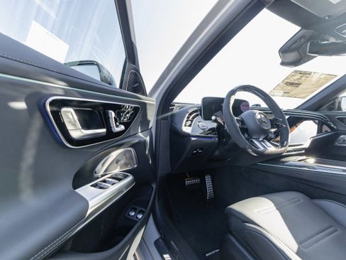 New 2026 Mercedes-Benz E 53 AMG 4MATIC Sedan image 15