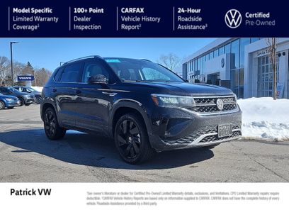Certified 2023 Volkswagen Taos SE w/ Panoramic Sunroof Package