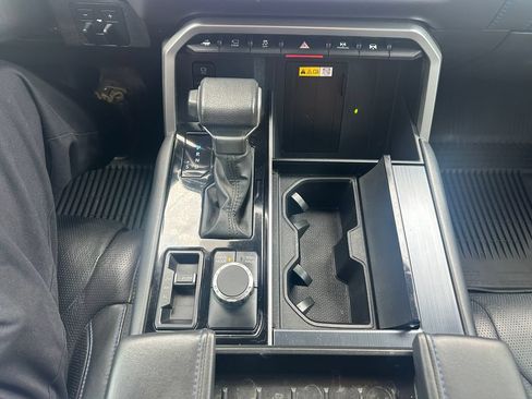 Certified 2023 Toyota Tundra Platinum w/ Advanced Package AWD/4WD image 19