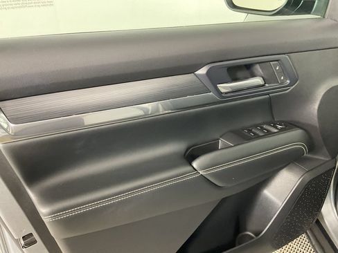 Used 2025 GMC Terrain Elevation AWD/4WD image 16