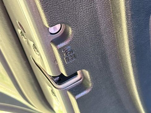 Used 2024 Ford Edge Titanium image 15