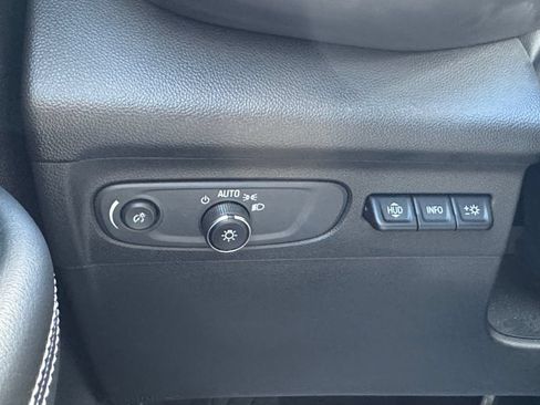 Used 2023 Buick Envision Avenir AWD/4WD image 13