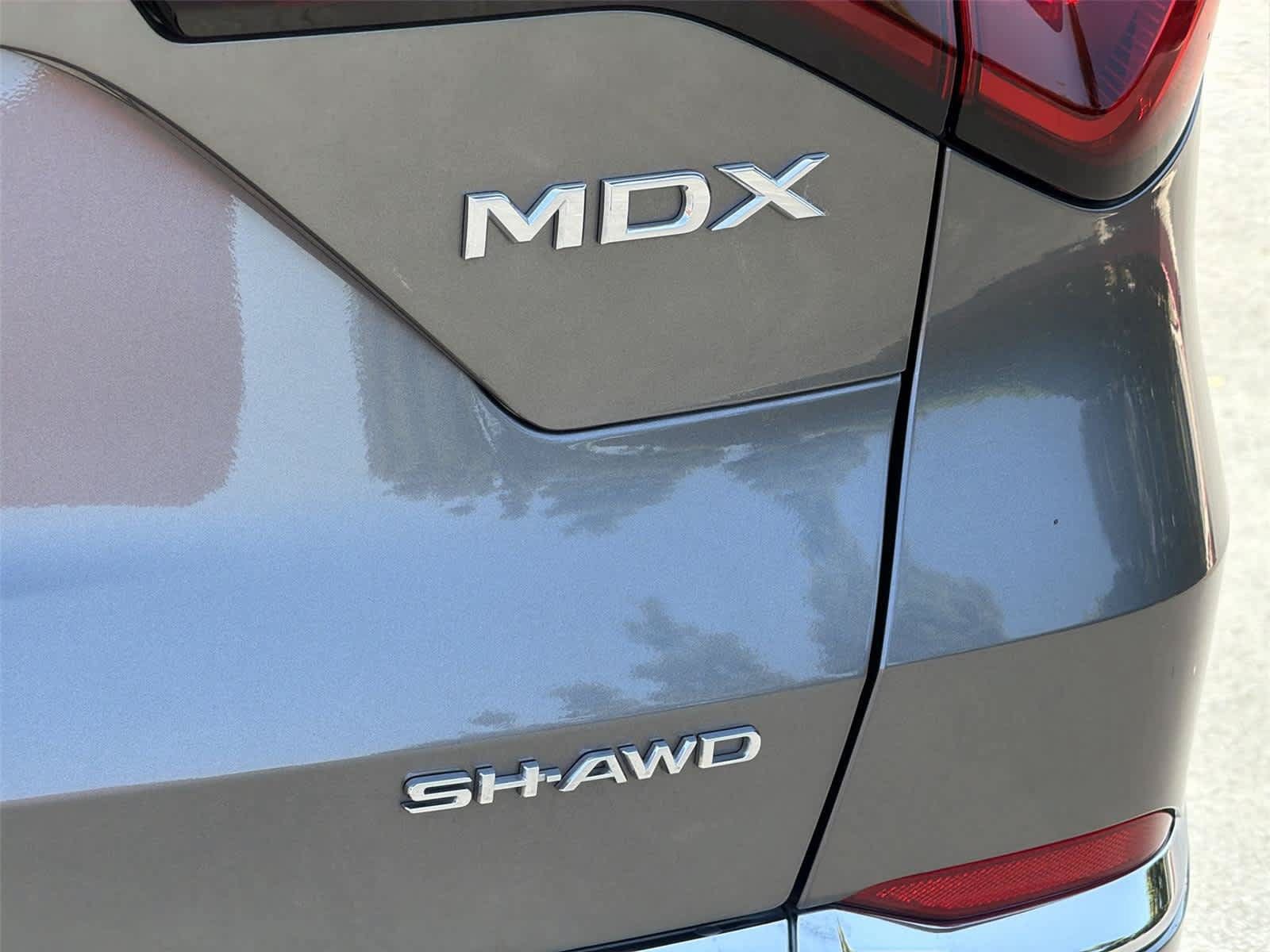 Certified 2025 Acura MDX w/ Technology Package AWD/4WD image 8