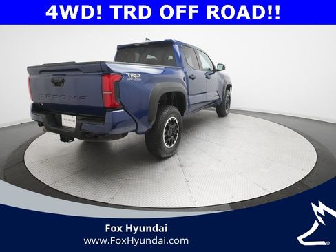 Used 2024 Toyota Tacoma TRD Off-Road image 35