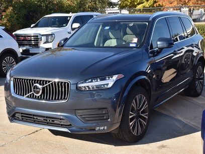 Used 2021 Volvo XC90 T5 Momentum