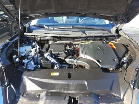 Used 2024 Mitsubishi Outlander 4WD Plug-In Hybrid image 31