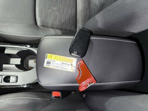 Certified 2023 Toyota Corolla SE image 30