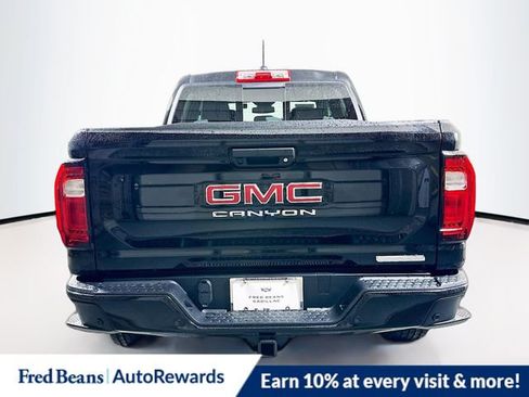 New 2026 GMC Canyon Elevation w/ Convenience Package image 5