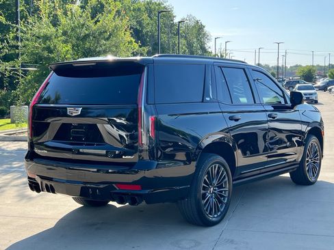 Used 2023 Cadillac Escalade V AWD/4WD image 10