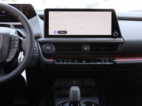 New 2026 Toyota Prius Plug-In Hybrid FWD image 28