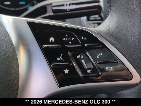 Used 2026 Mercedes-Benz GLC 300 4MATIC image 19