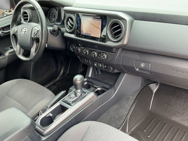 Used 2019 Toyota Tacoma TRD Off-Road AWD/4WD image 16