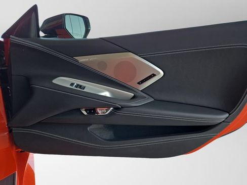 Used 2021 Chevrolet Corvette Stingray Premium Conv w/ Z51 Performance Package RWD image 35