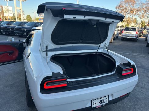 Used 2021 Dodge Challenger R/T Scat Pack w/ Dynamics Package image 35
