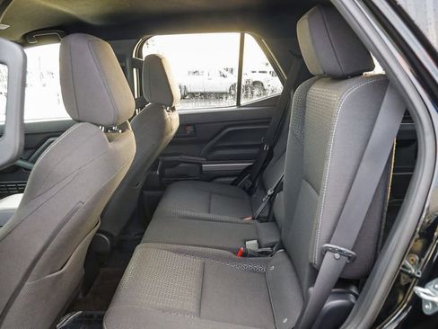 Used 2025 Toyota 4Runner SR5 image 19