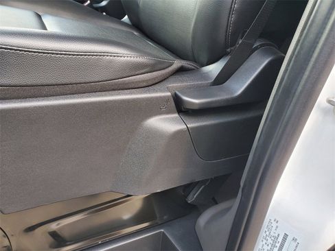 New 2025 Ford Transit 150 Low Roof image 19