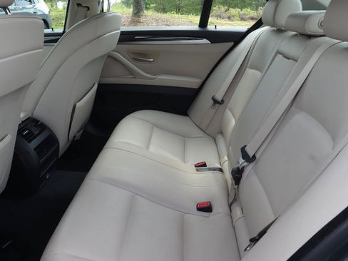 Used 2013 BMW 528i Sedan RWD image 12