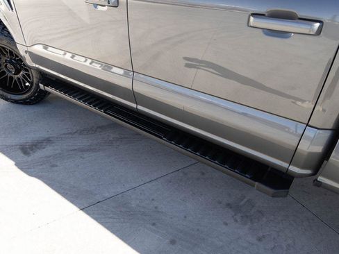 Used 2025 Ford F150 Lariat AWD/4WD image 14