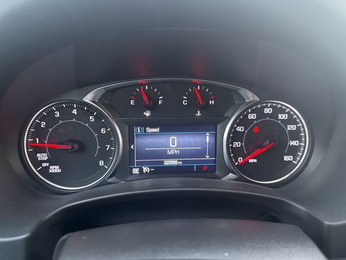 Used 2023 GMC Terrain SLE w/ Driver Convenience Package image 21