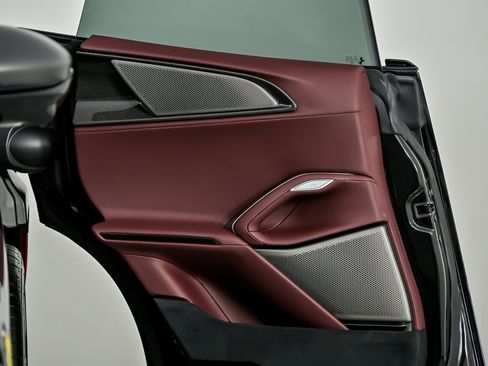 Used 2024 Ferrari Purosangue image 18