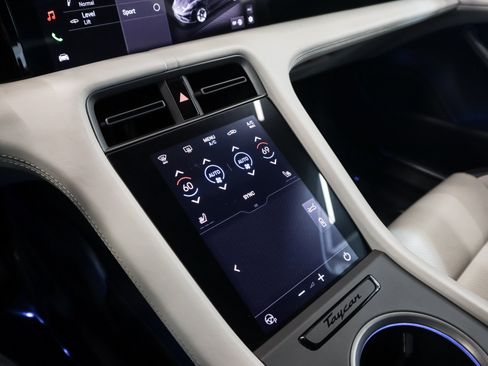 Certified 2025 Porsche Taycan RWD image 15