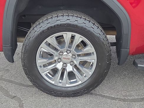 Used 2024 GMC Sierra 1500 Denali AWD/4WD image 17