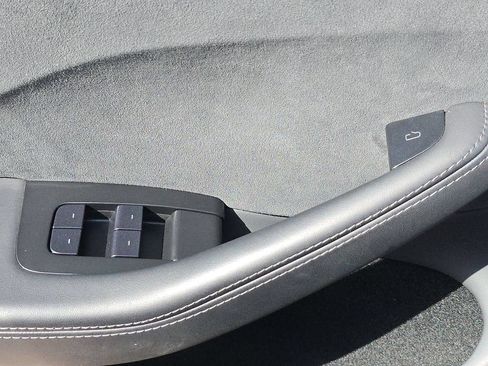 Used 2025 Tesla Model 3 Long Range AWD/4WD image 22