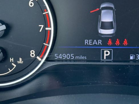Used 2025 Nissan Altima 2.5 SV FWD image 18