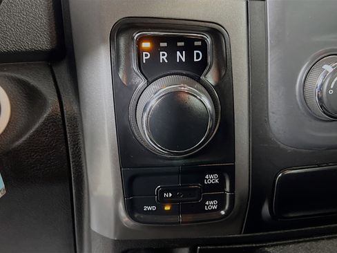 Used 2024 RAM 1500 Classic SLT AWD/4WD image 22