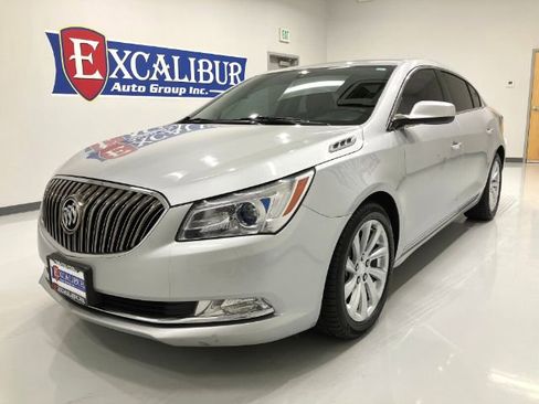 Used 2016 Buick LaCrosse image 12