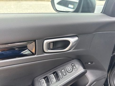 Used 2024 Honda Civic Touring image 23