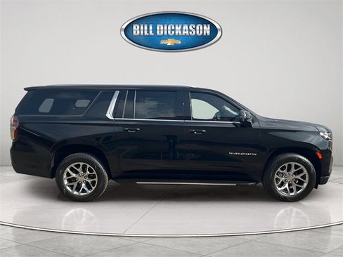 Used 2021 Chevrolet Suburban LT w/ LT Signature Plus Package image 12
