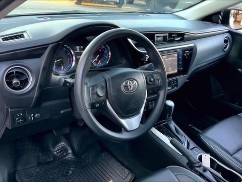 Used 2017 Toyota Corolla XLE FWD image 18