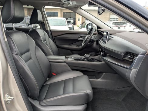 Used 2021 Nissan Rogue SL FWD image 27