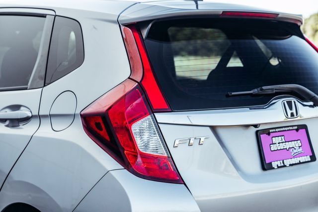 Used 2018 Honda Fit EX image 42