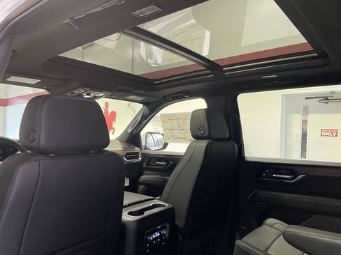 New 2026 GMC Yukon XL Denali image 15