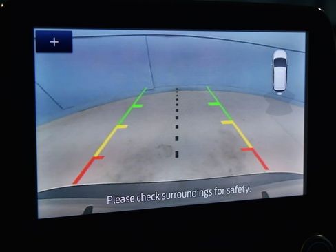 Used 2022 Ford EcoSport SE w/ SE Convenience Package image 11