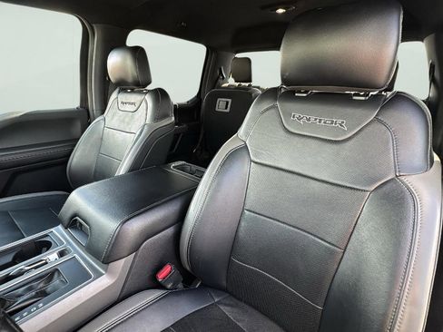 Used 2017 Ford F150 Raptor w/ Equipment Group 802A Luxury image 13