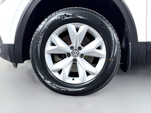 Used 2018 Volkswagen Atlas Launch Edition image 41