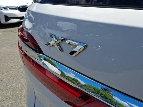 Used 2021 BMW X7 xDrive40i AWD/4WD image 31