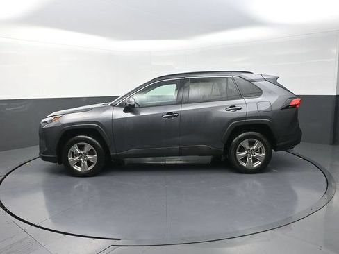 Used 2024 Toyota RAV4 XLE FWD image 4