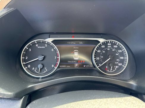 Used 2023 Nissan Sentra SV w/ SV Premium Package FWD image 4