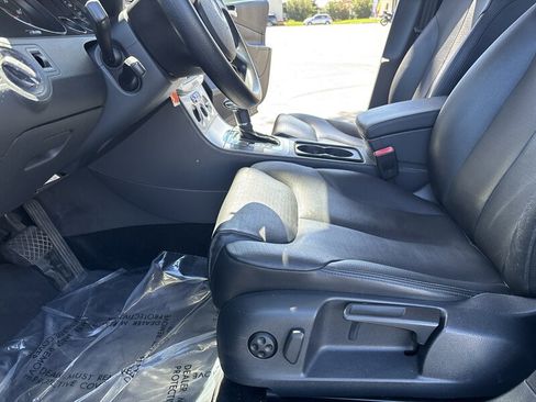 Used 2006 Volkswagen Passat Value Edition image 22