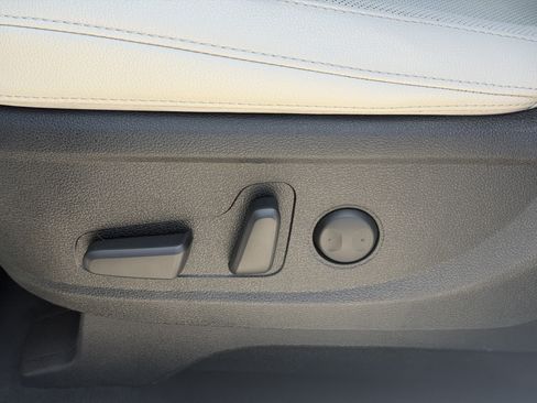 Certified 2021 Kia Telluride EX w/ EX Premium Package FWD image 22