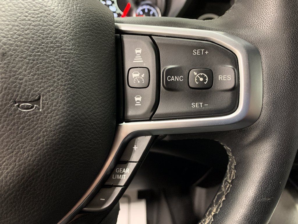 Used 2025 RAM 1500 Big Horn AWD/4WD image 23