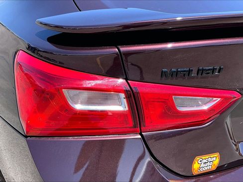 Used 2021 Chevrolet Malibu RS FWD image 30