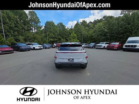 Used 2026 Hyundai Kona SEL Sport AWD/4WD image 16