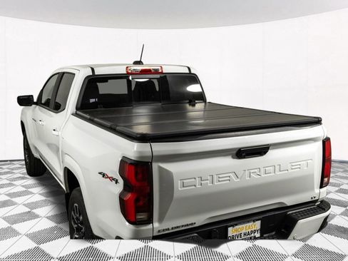 Used 2023 Chevrolet Colorado LT w/ LT Convenience Package III AWD/4WD image 19