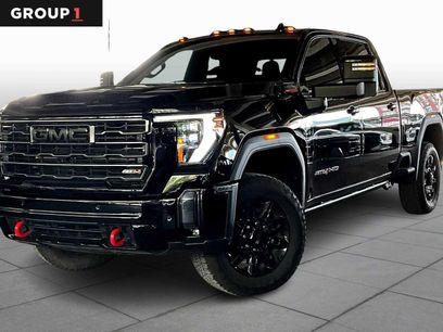 Used 2024 GMC Sierra 2500 AT4 w/ Technology Package